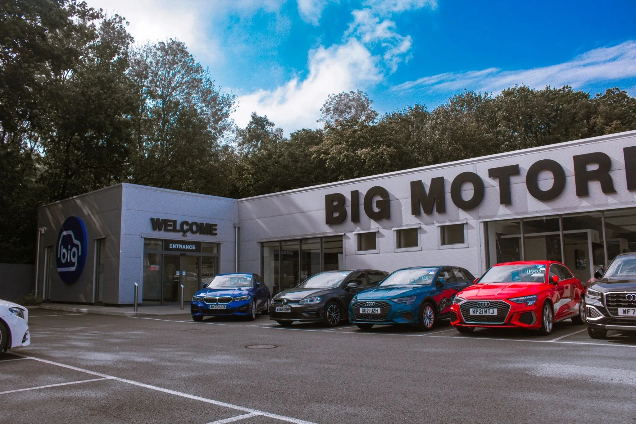 Big Motoring World Implements Efficient e-Track Vehicle Key Management Systems